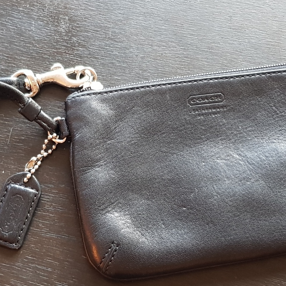 Wristlets - Picture 5 of 7